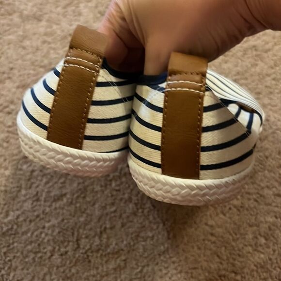 H&M slip on shoes 9 - Picture 4 of 8